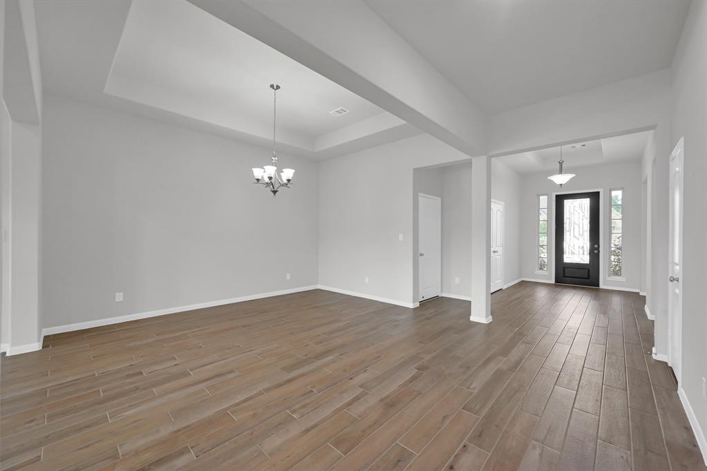 253 Peninsula Point Drive