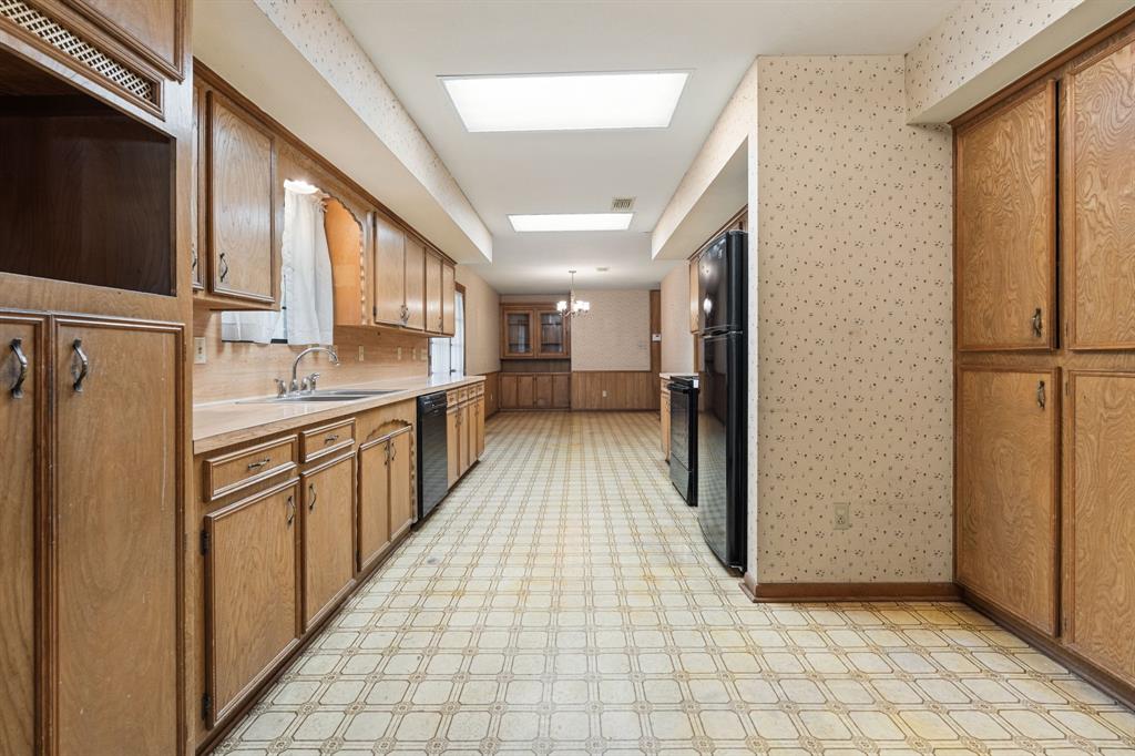 716 Franklin Street, Brookshire, Texas image 10