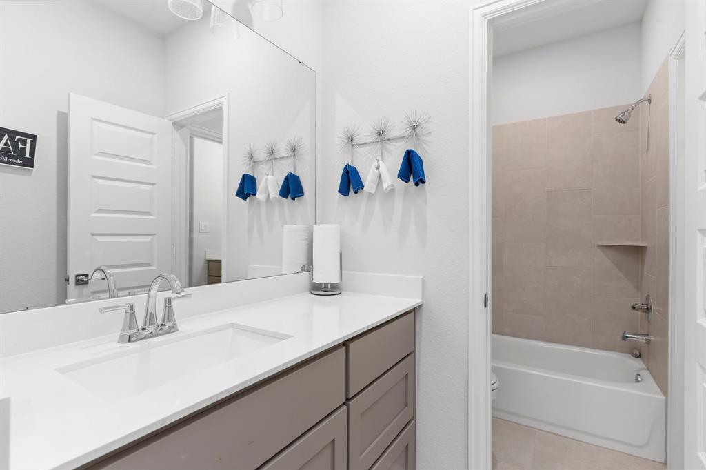 17827 Parnassum Path, Conroe, Texas image 40