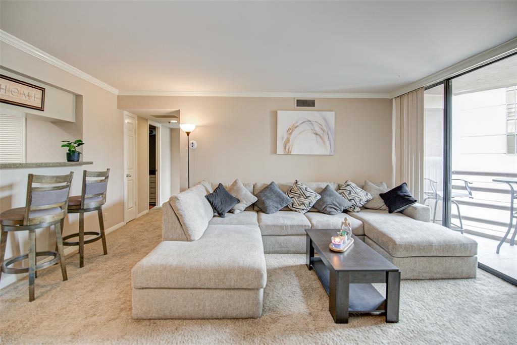 3525 Sage Road 407