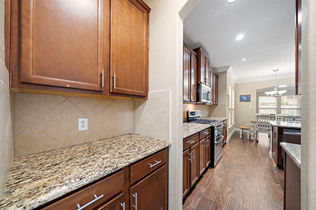 25343 Holton Ridge Drive, Katy, Texas image 5