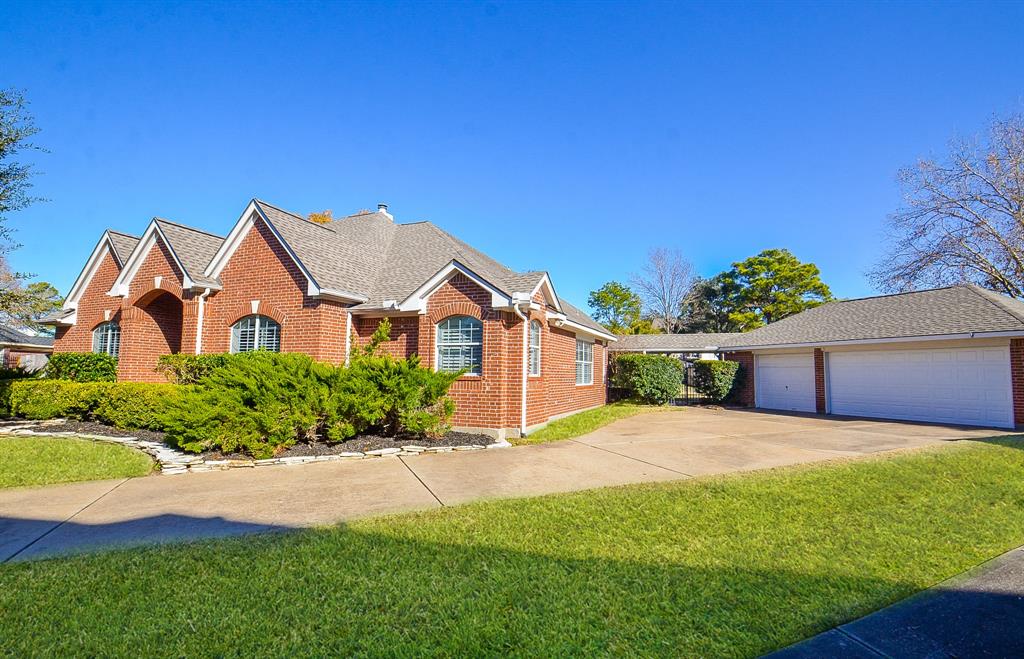 20702 Durand Oak Drive, Cypress, Texas image 48