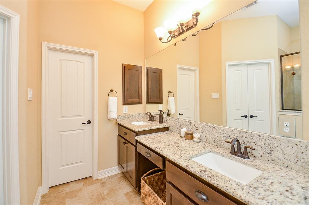 31919 Casa Linda Drive, Hockley, Texas image 18