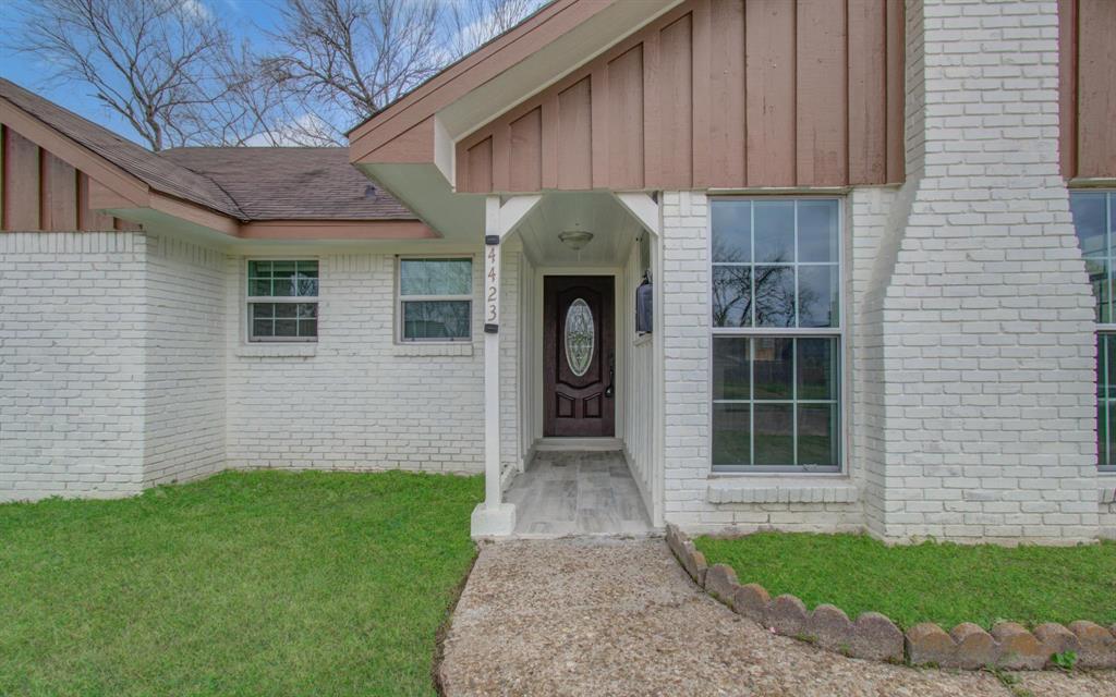 4423 Trail Lake Drive, Houston, Texas image 8