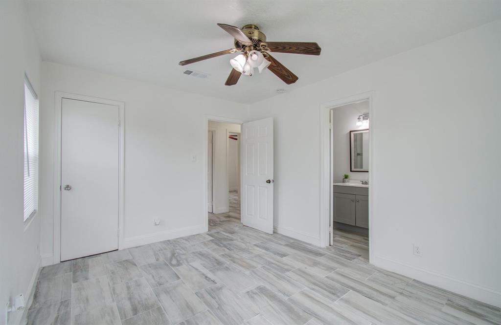 4423 Trail Lake Drive, Houston, Texas image 21