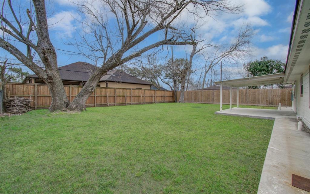4423 Trail Lake Drive, Houston, Texas image 26