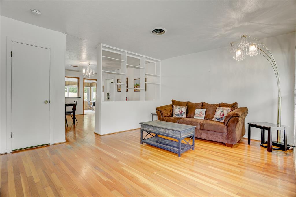 4127 Lou Anne Lane, Houston, Texas image 4