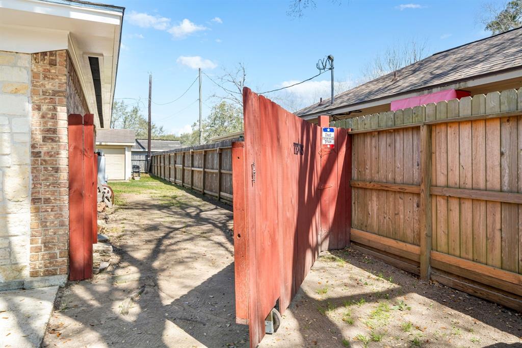 12222 23rd Street, Santa Fe, Texas image 20