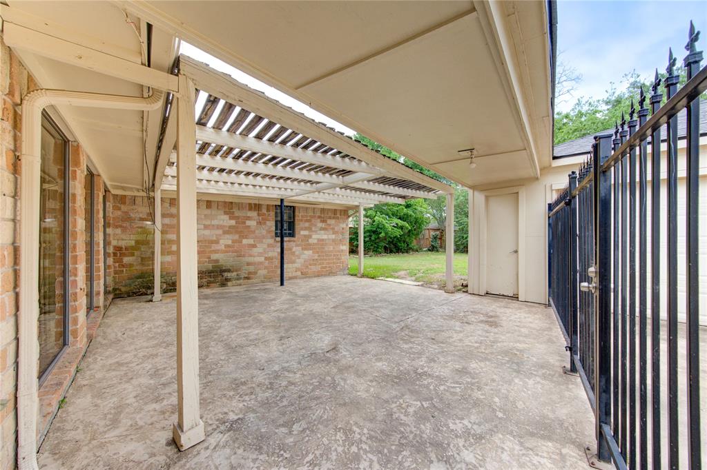 21355 Park Tree Lane, Katy, Texas image 31