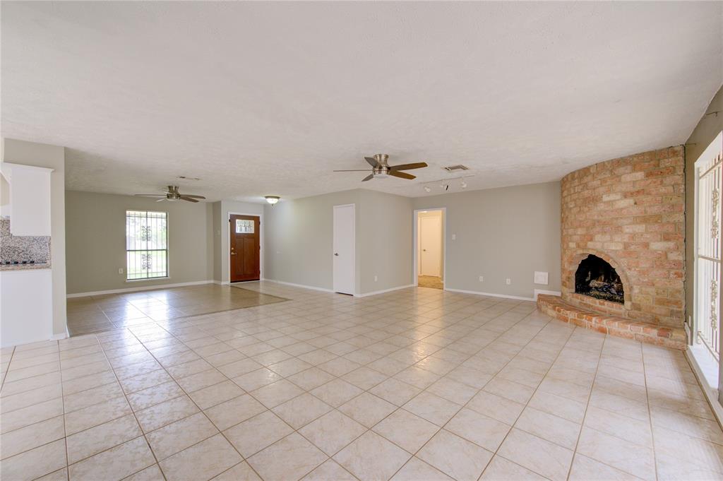 21355 Park Tree Lane, Katy, Texas image 9