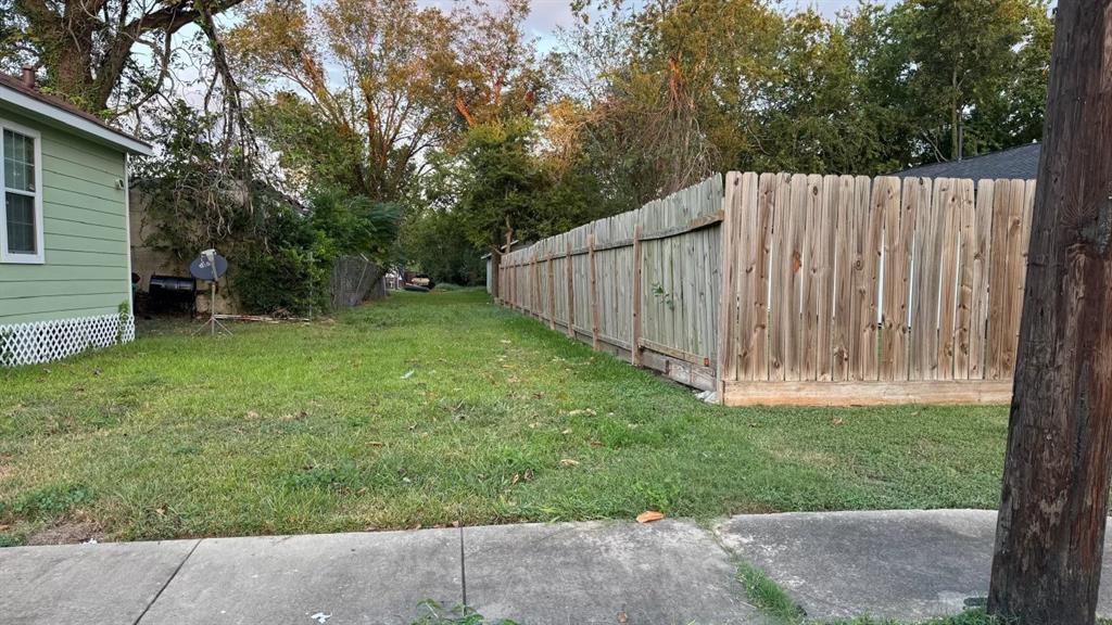 1212 Bringhurst Street, Houston, Texas image 6