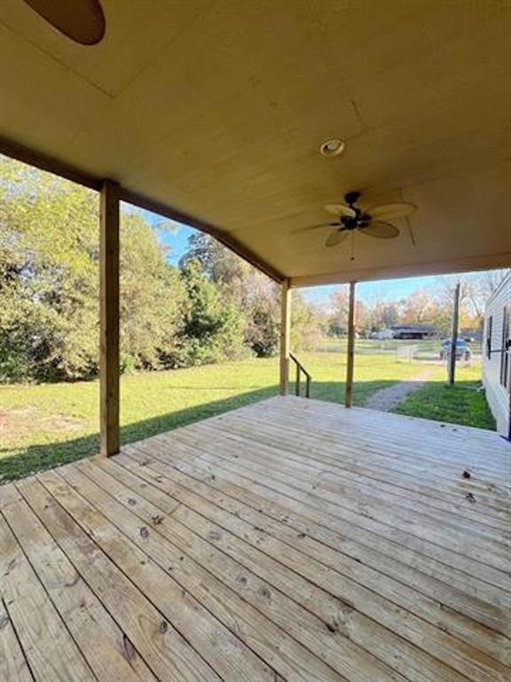 1070 White Oak Drive, Vidor, Texas image 19