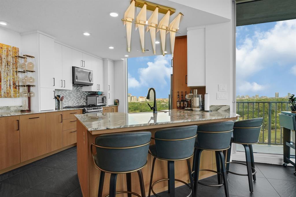 5925 Almeda Road #11317, Houston, Texas image 10