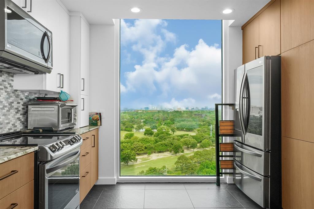5925 Almeda Road #11317, Houston, Texas image 9