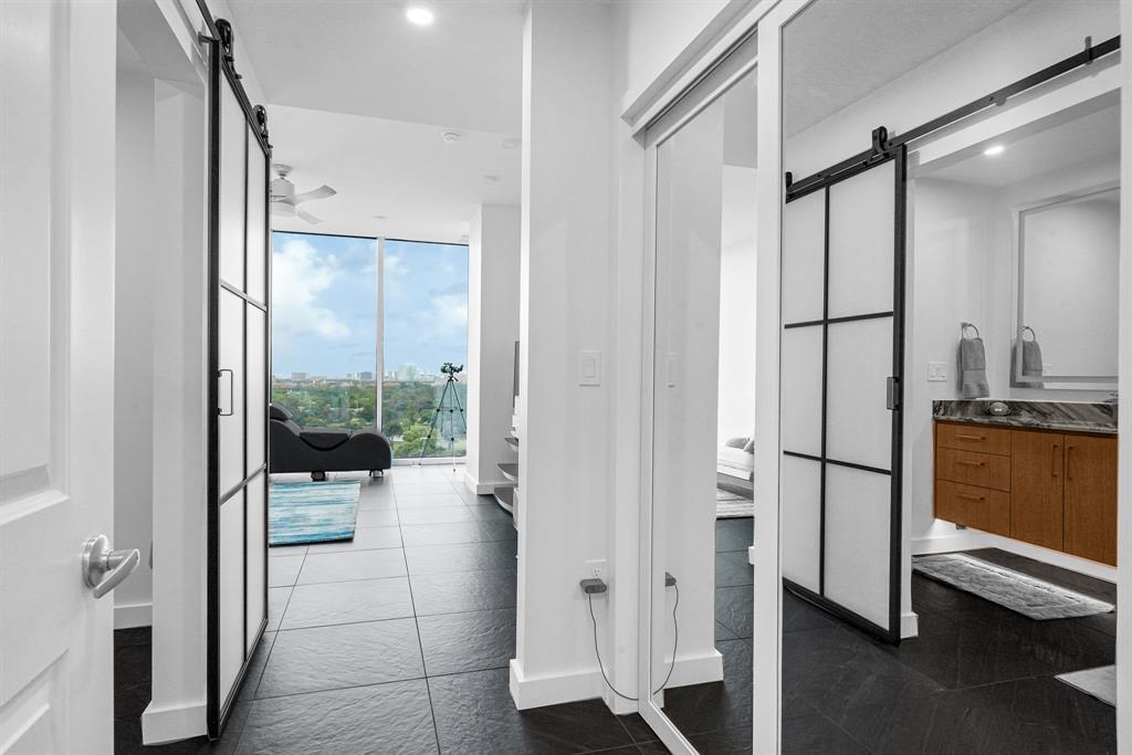 5925 Almeda Road #11317, Houston, Texas image 19