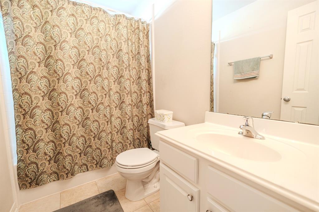 2206 Kristina Way, Deer Park, Texas image 18