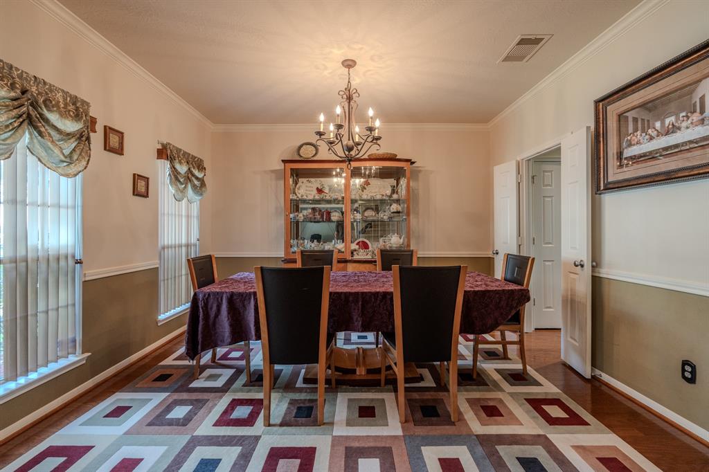 2206 Kristina Way, Deer Park, Texas image 3