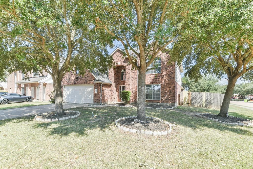 7815 Summer Night Lane, Rosenberg, Texas image 3