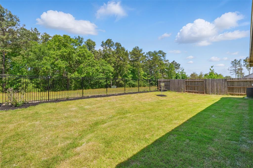 17751 Misty Brook Lane, Conroe, Texas image 37