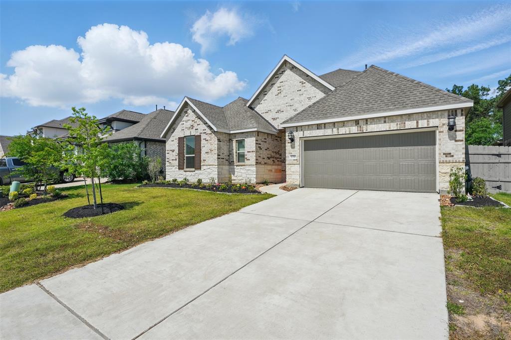 17751 Misty Brook Lane, Conroe, Texas image 3