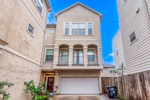 Single Family Residence in Houston TX 1514 Birdsall Street.jpg