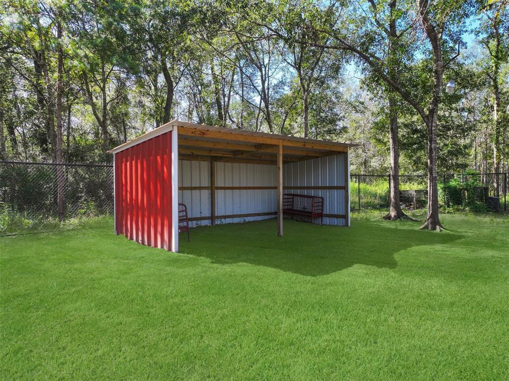 6310 Wickwillow Lane, Alvin, Texas image 10