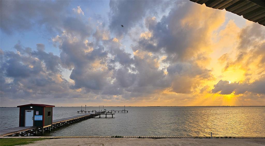 434 Ladyfish Road, Palacios, Texas image 8