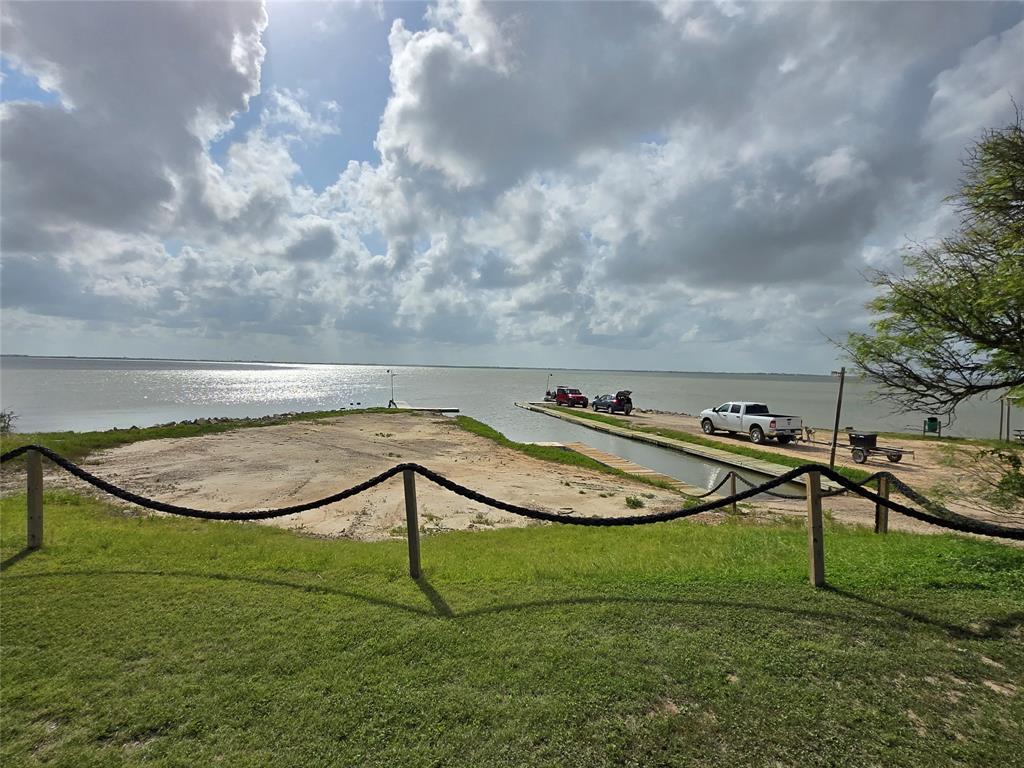 434 Ladyfish Road, Palacios, Texas image 7