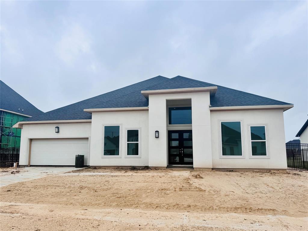 1624 Birch Lake Bend, Friendswood, Texas image 2