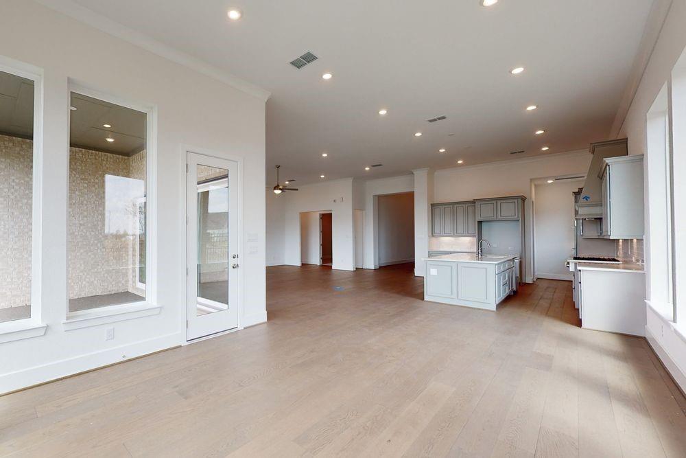 1624 Birch Lake Bend, Friendswood, Texas image 17