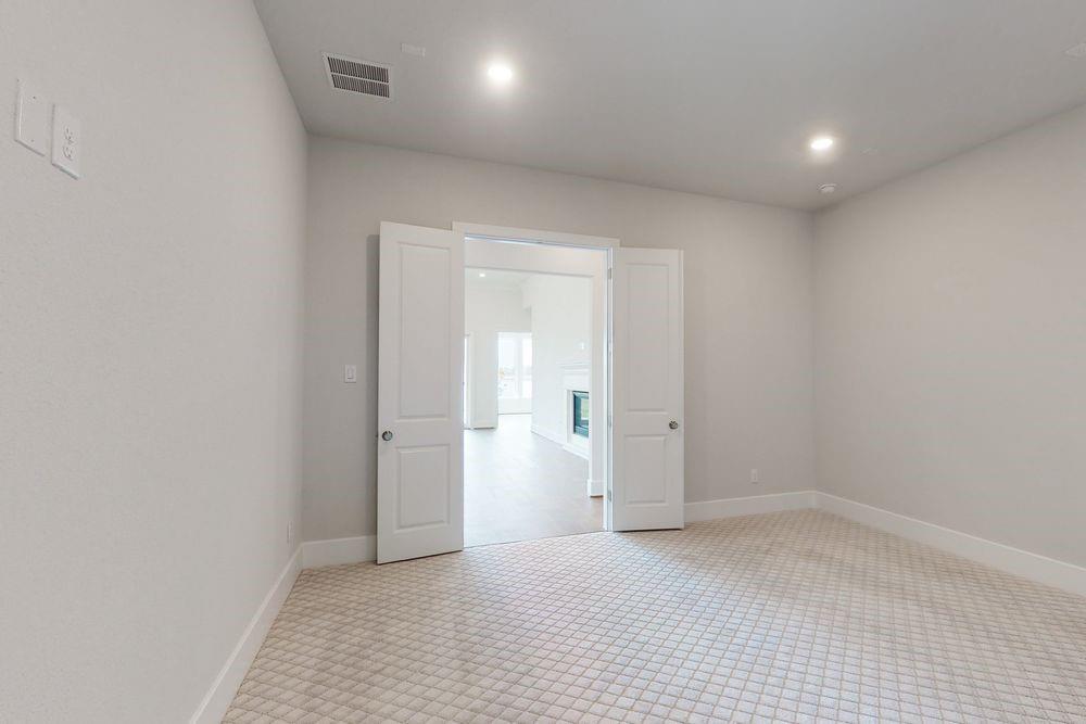 1624 Birch Lake Bend, Friendswood, Texas image 10