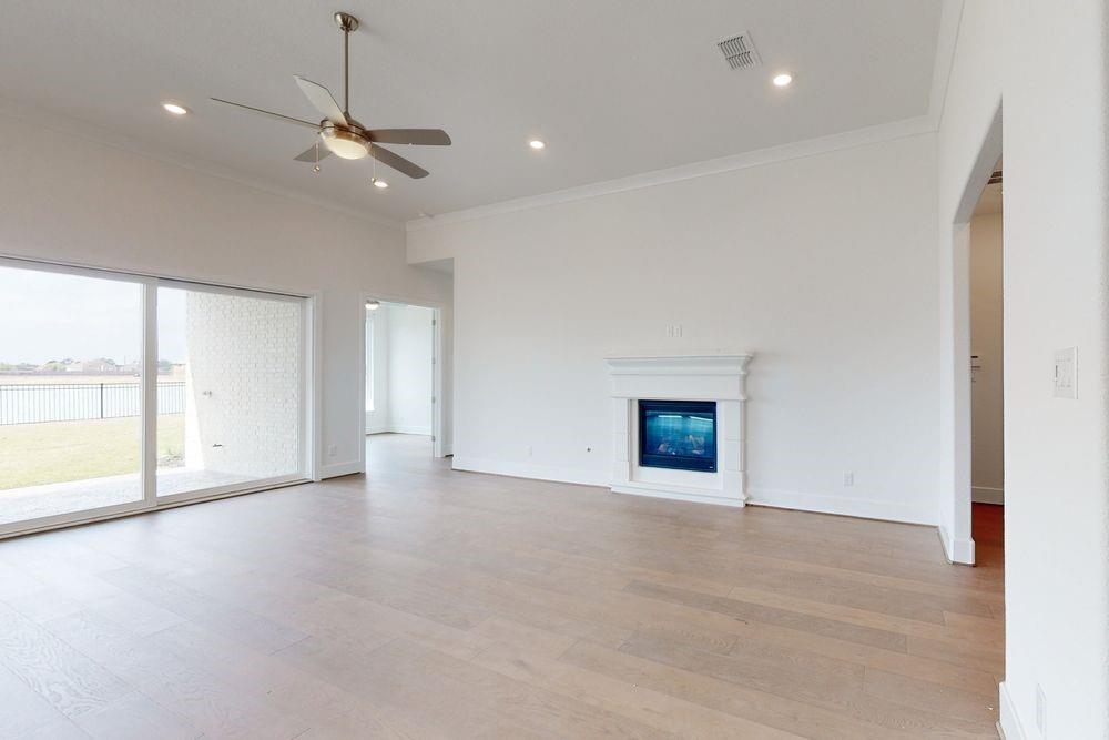 1624 Birch Lake Bend, Friendswood, Texas image 16