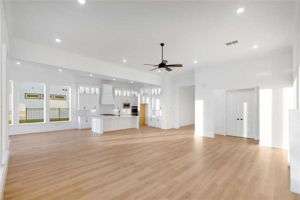 1624 Birch Lake Bend