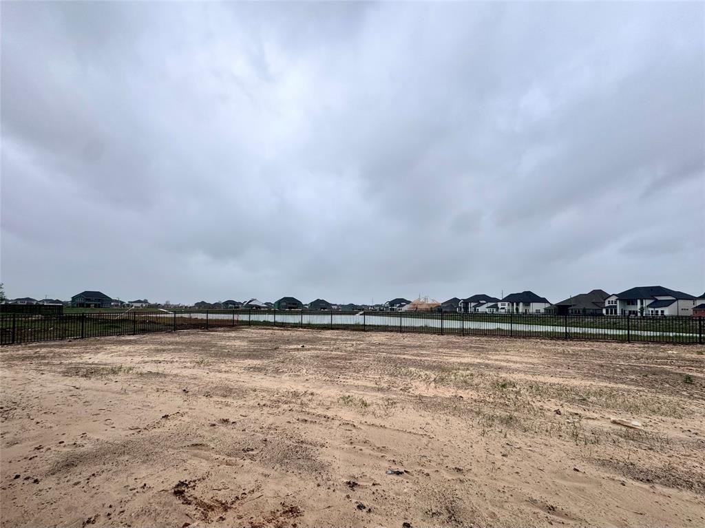 1624 Birch Lake Bend, Friendswood, Texas image 7