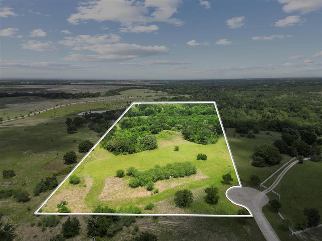 7605 Havens Point, Navasota, Texas image 1