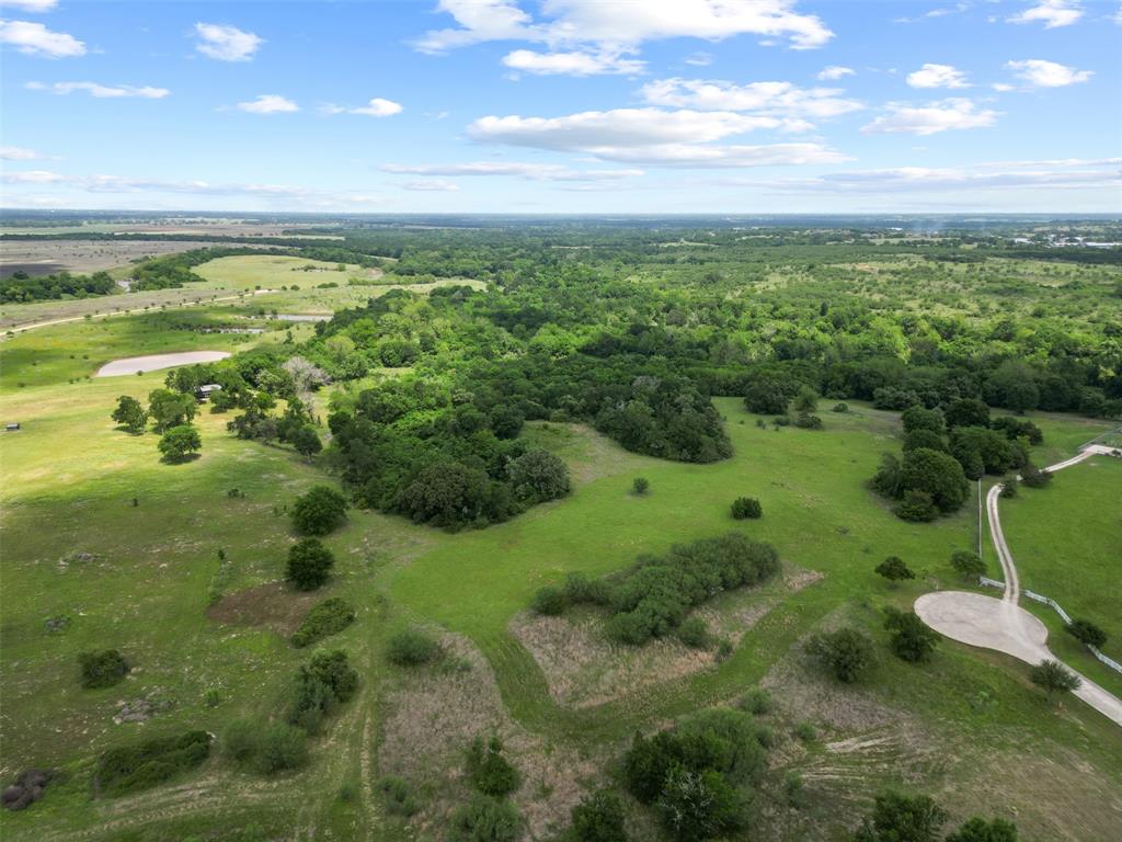 7605 Havens Point, Navasota, Texas image 4