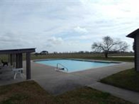 A home in Angleton