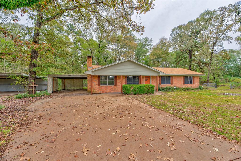 1012 Shady Pine St, Lufkin, Texas image 3