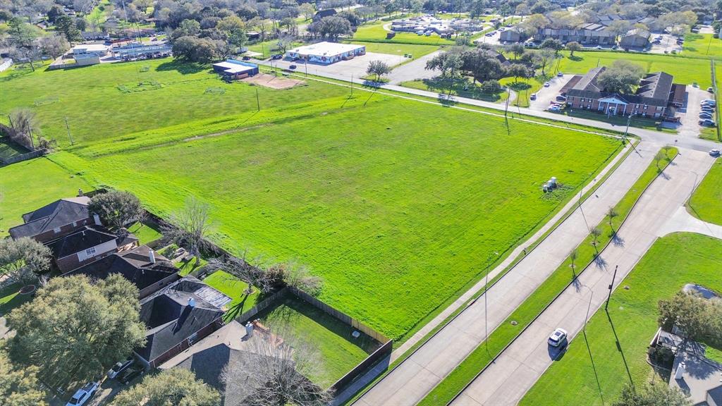 Reading Road, Rosenberg, Texas image 20