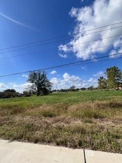 708 Winchester Trail, Angleton, Texas image 17