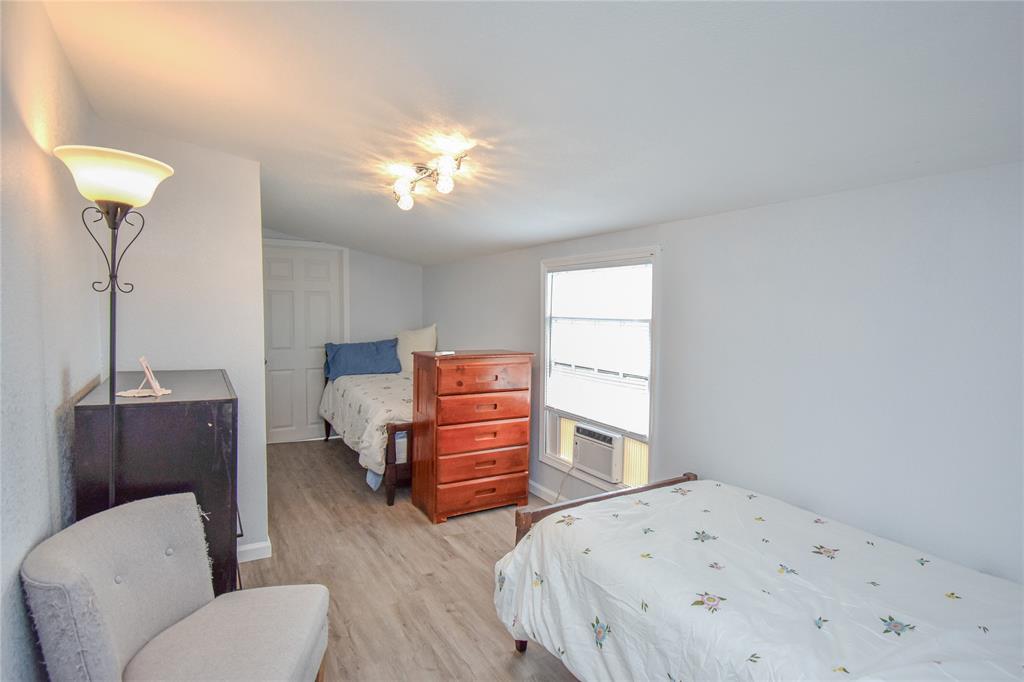 2025 Victory Avenue, Galveston, Texas image 6