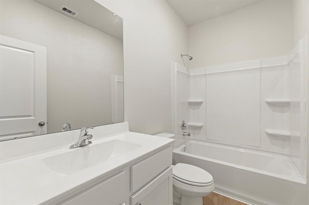 10811 Hickory Lane, Beasley, Texas image 7