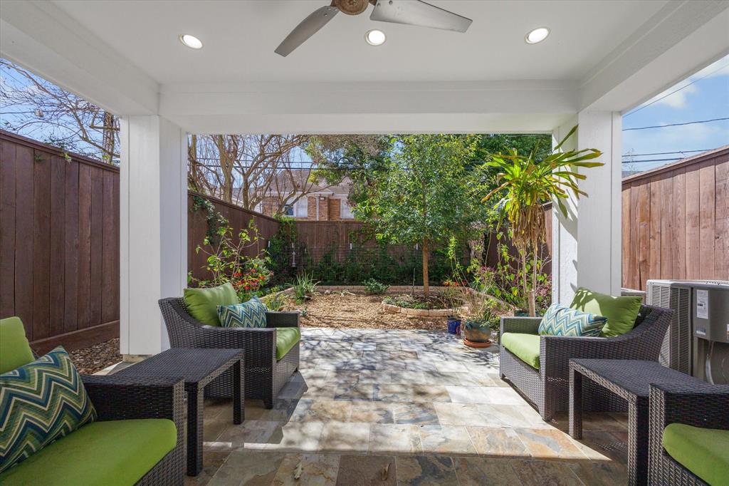 409 W Polk Street