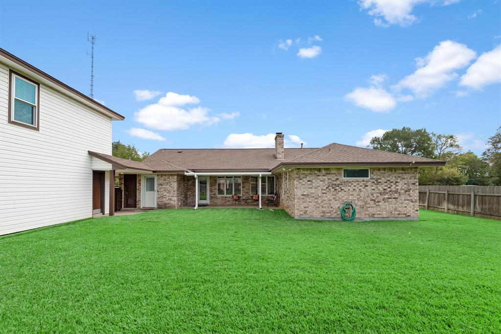 2701 Brookway Drive, College Station, Texas image 32