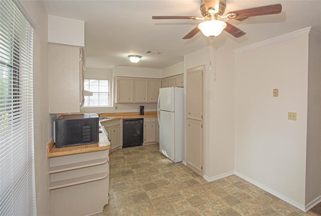 320 Bridgeview Drive, Onalaska, Texas image 19