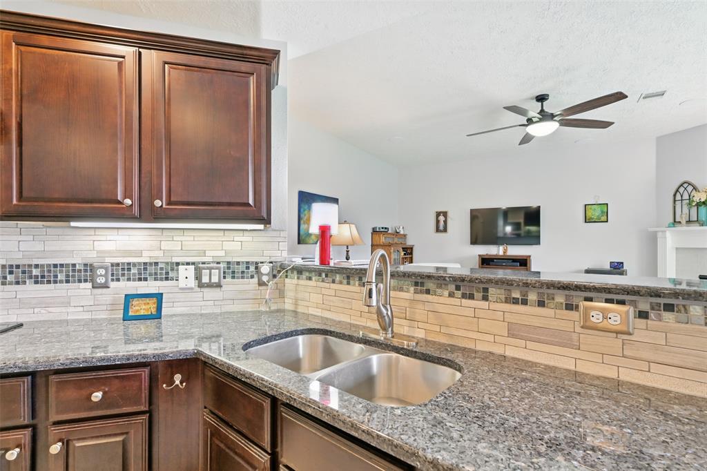 2016 Rincon Drive, League City, Texas image 23