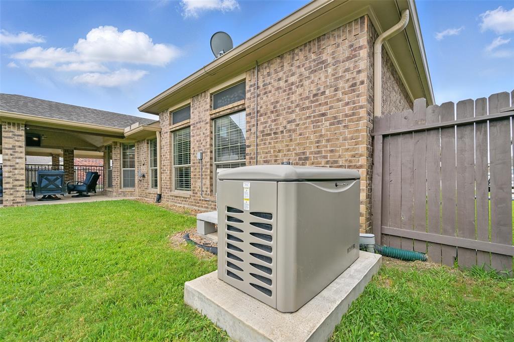 2016 Rincon Drive, League City, Texas image 32