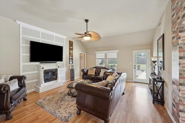 5755 Westchase Loop, Lumberton, Texas image 10