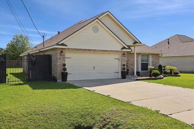 5755 Westchase Loop, Lumberton, Texas image 3