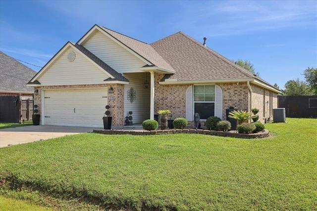 5755 Westchase Loop, Lumberton, Texas image 2